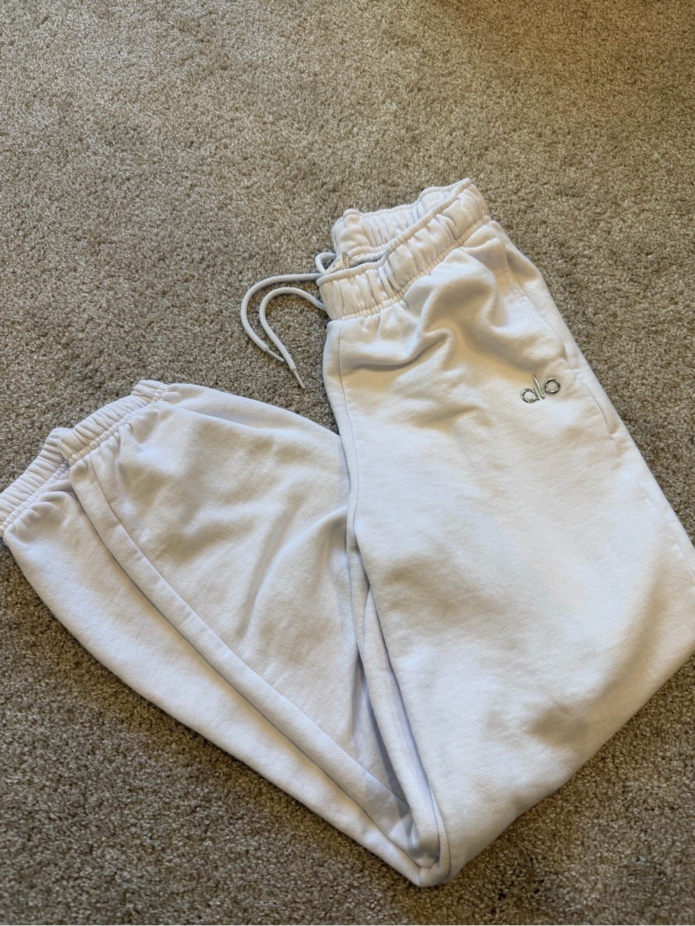 Alo Women’s White Fleece Jogger Sweat Pants XS WHITE